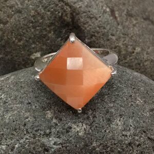 Faceted Diamond Shaped Peach Orange Sterling Silver Ring CW 925 Size 6